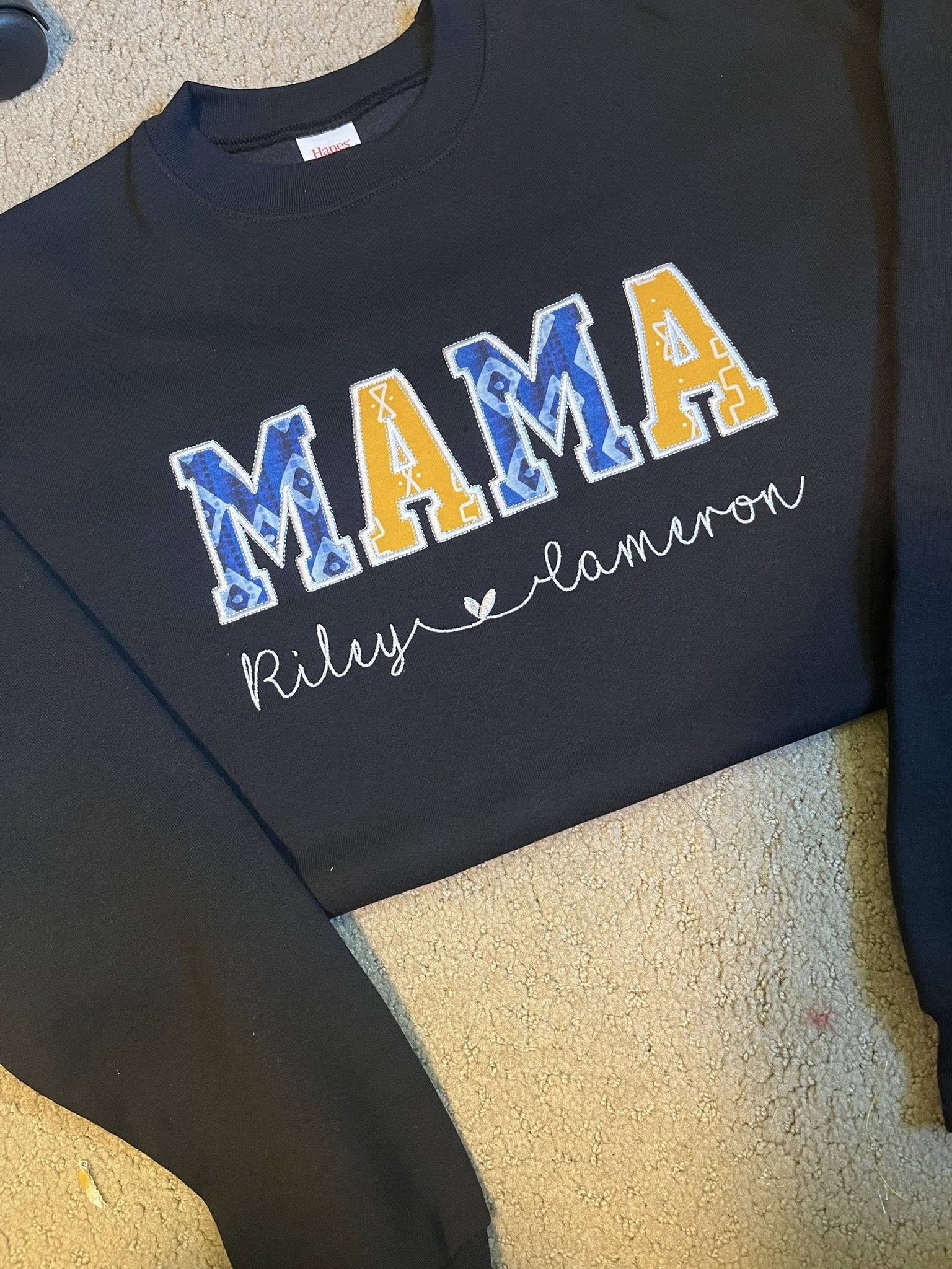 Custom Keepsake MAMA Crewneck 🤍