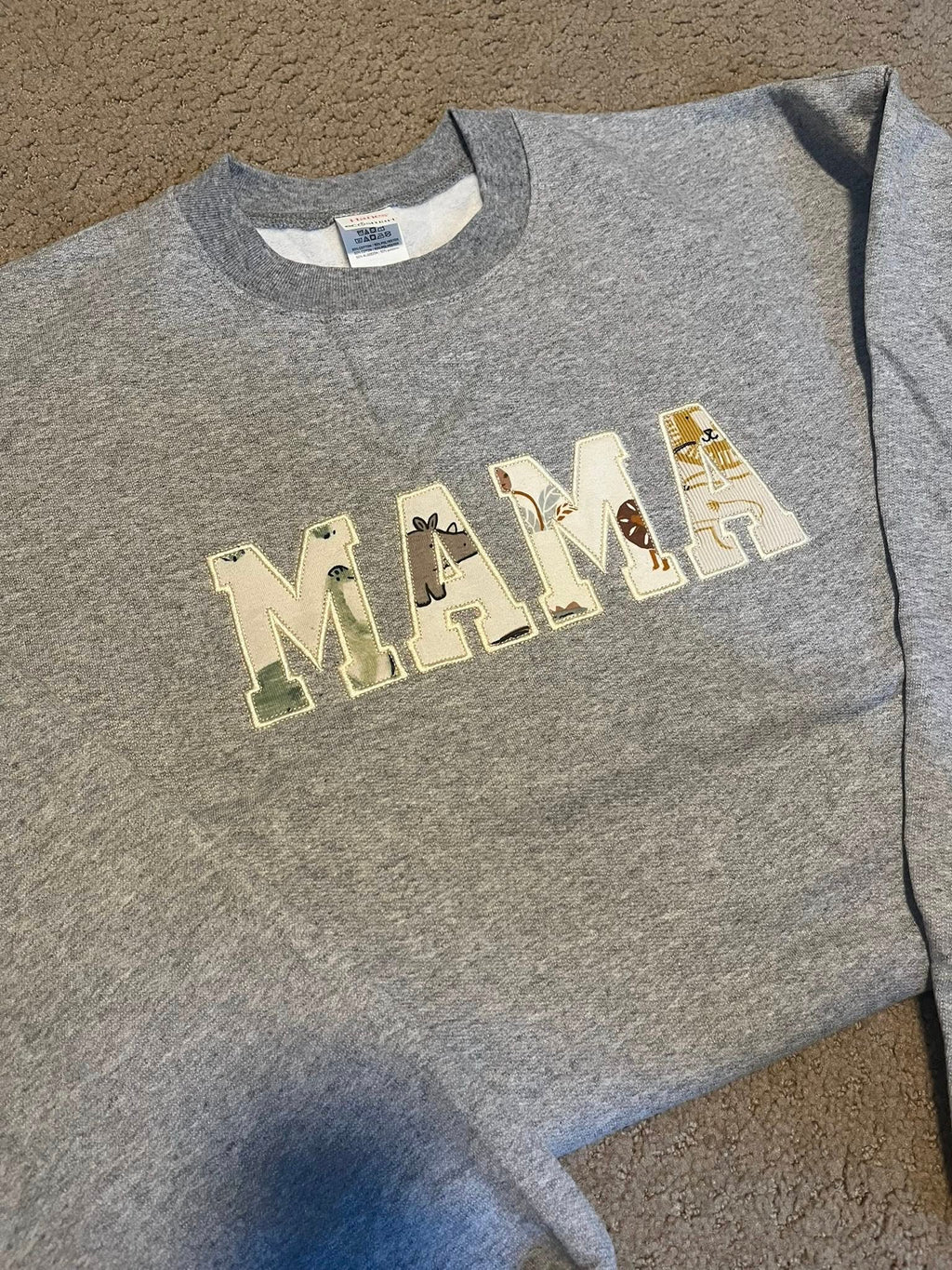 Custom Keepsake MAMA Crewneck 🤍