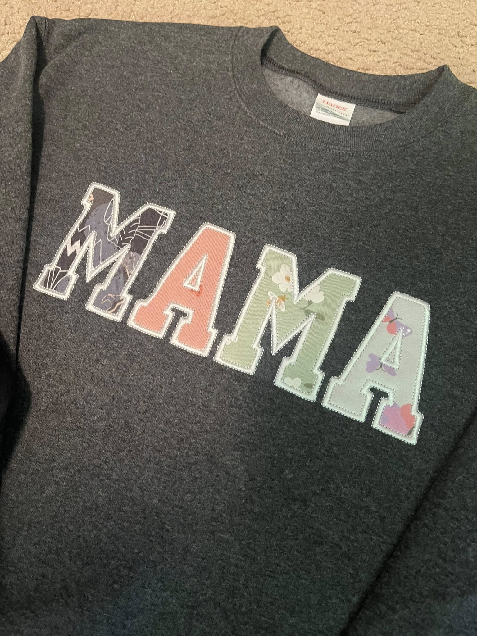 Custom Keepsake MAMA Crewneck 🤍