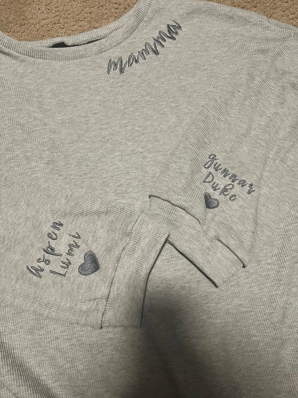 Custom Keepsake MAMA Crewneck 🤍
